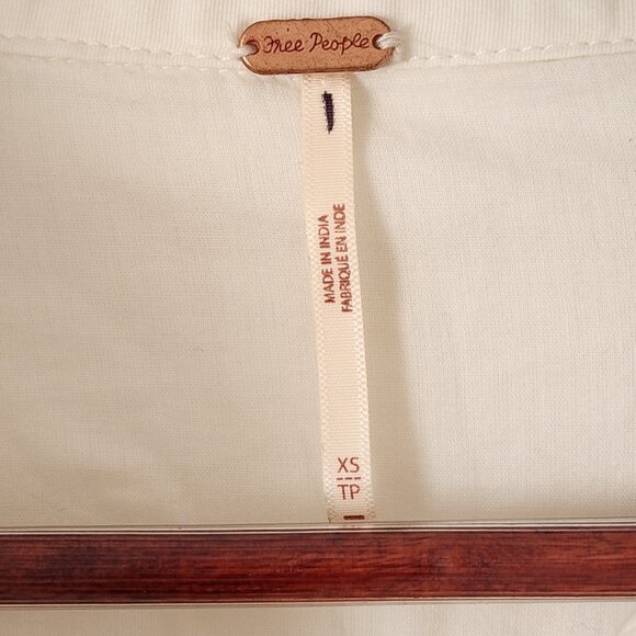 Free People "Thea" White Button-Front Mini Dress - Size XS, Bohemian, Romantic - Picture 2 of 5